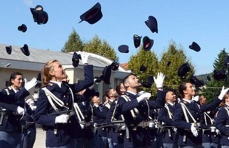 Poliziotto e Scuola di Polizia