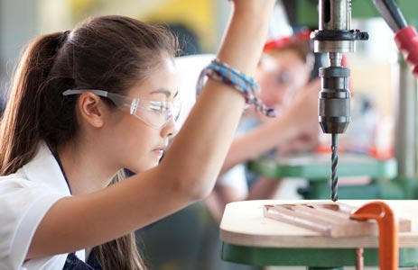 Studentessa facoltà di ingegneria