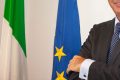 Come diventare ambasciatore o console Italiano